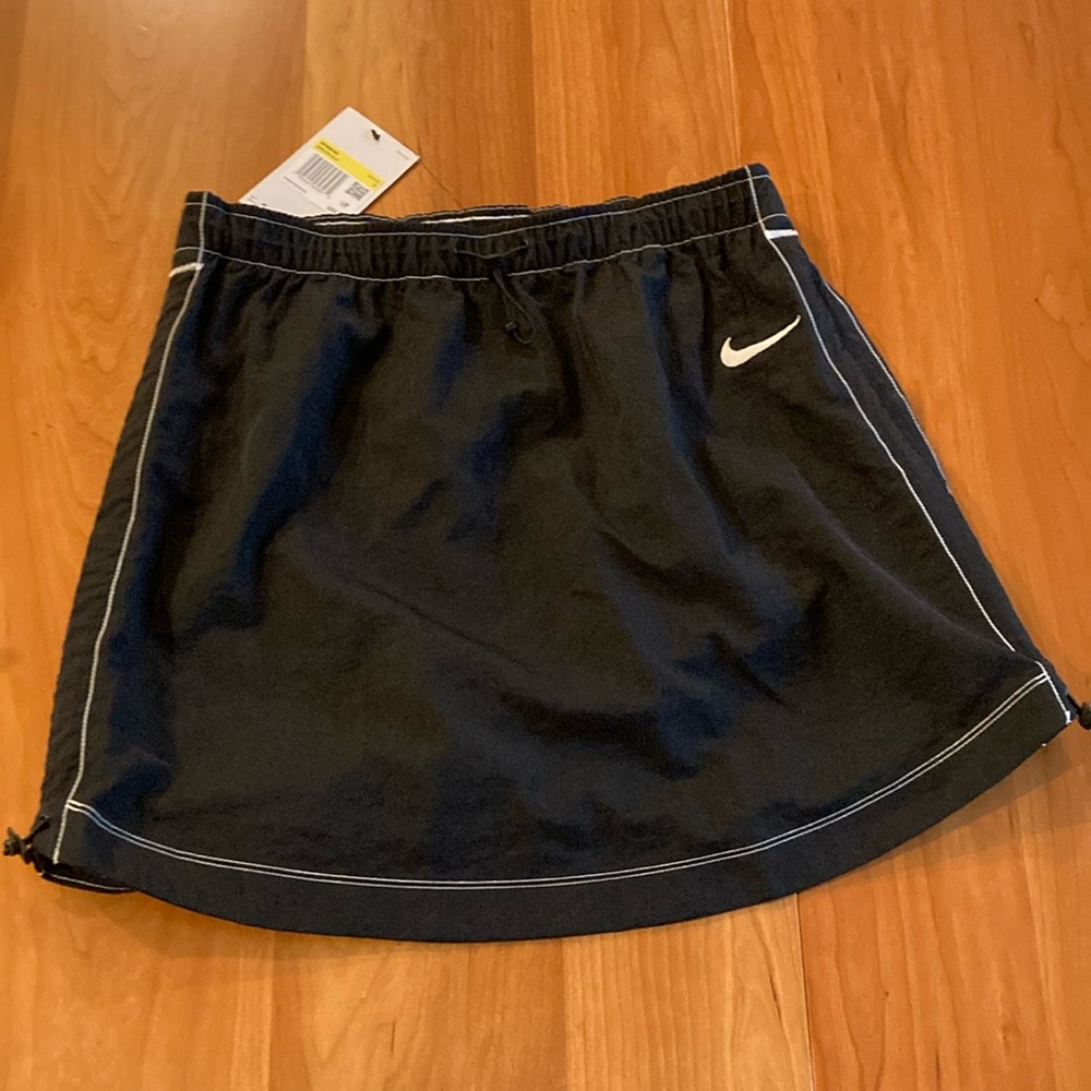 Nike sportswear, nylon swoosh skirt - Picture 3 of 12